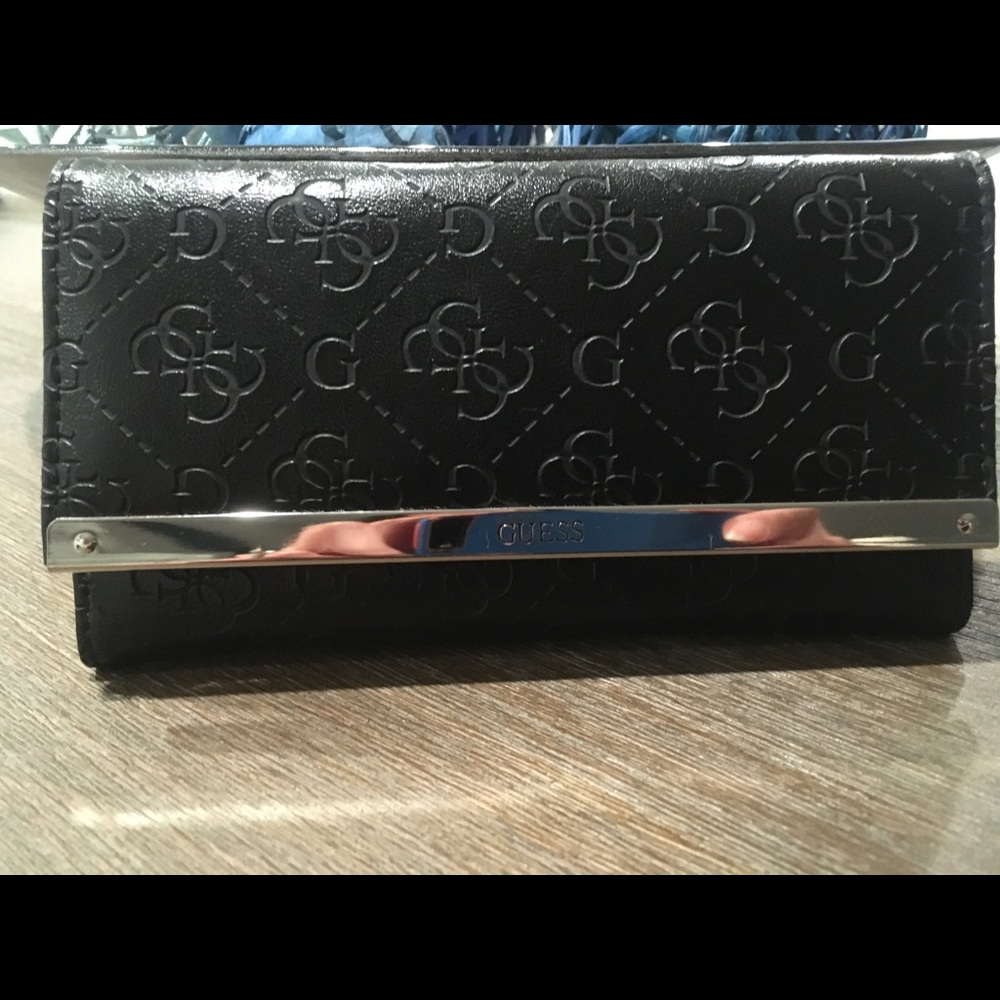 Guess Wallet